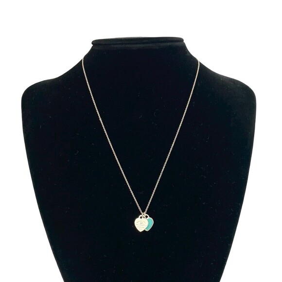 Return to Tiffany®:Heart Tag Pendant in Silver, Medium  TIFFANY Silver Heart Necklace